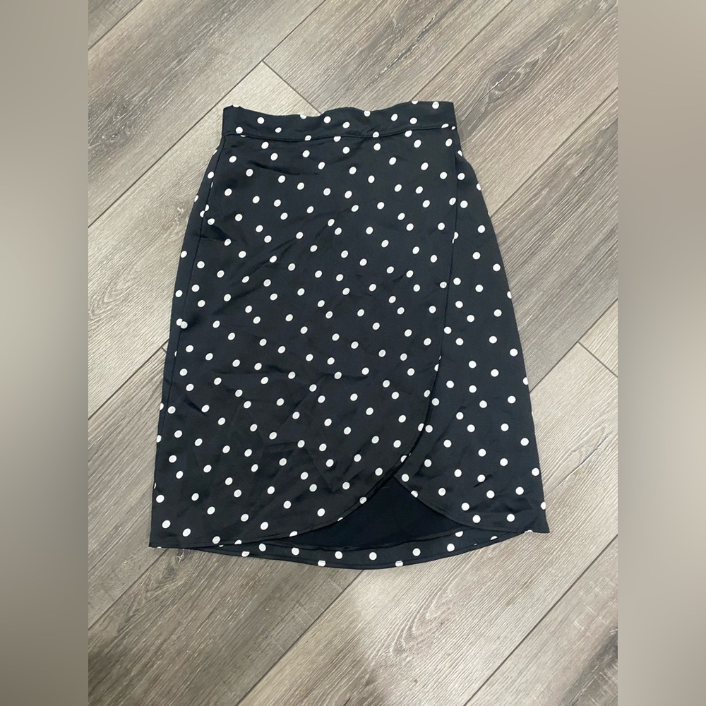 Abercrombie kids Black and White‎ Polka Dot Skirt